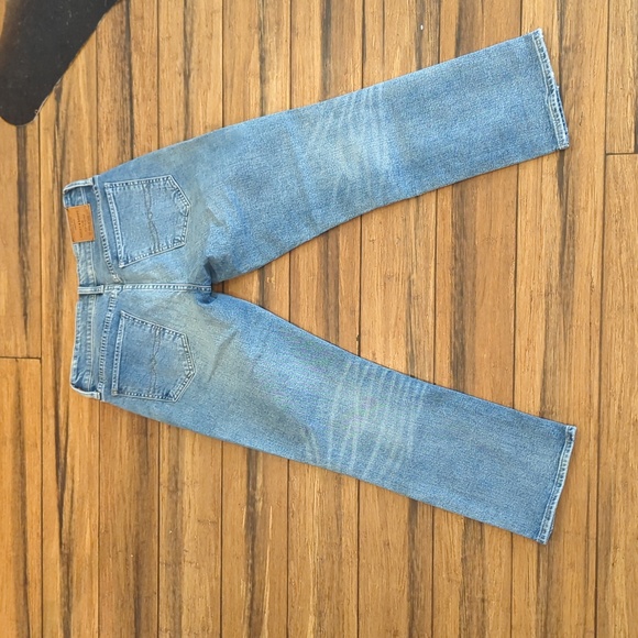 Lucky Brand Light Blue Straight Leg Jeans - Picture 4 of 4